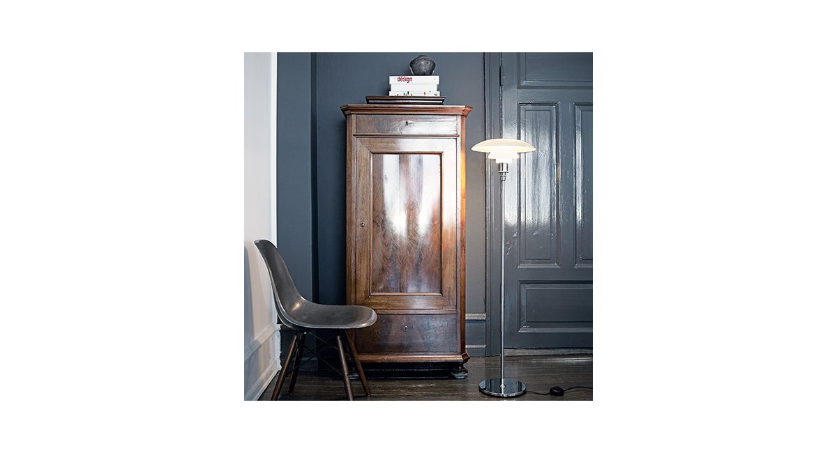 PH 3½-2½ Lámpara de pie - Louis Poulsen - lifestyle sala de estar - MINIM - lifestyle dormitorio