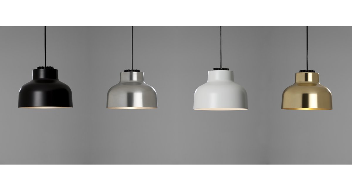 Santa &amp; Cole, M64