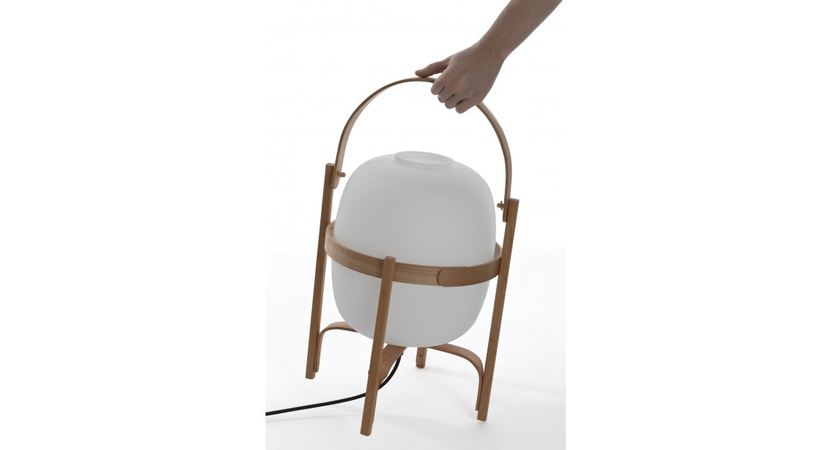 Santa &amp; Cole, Cesta