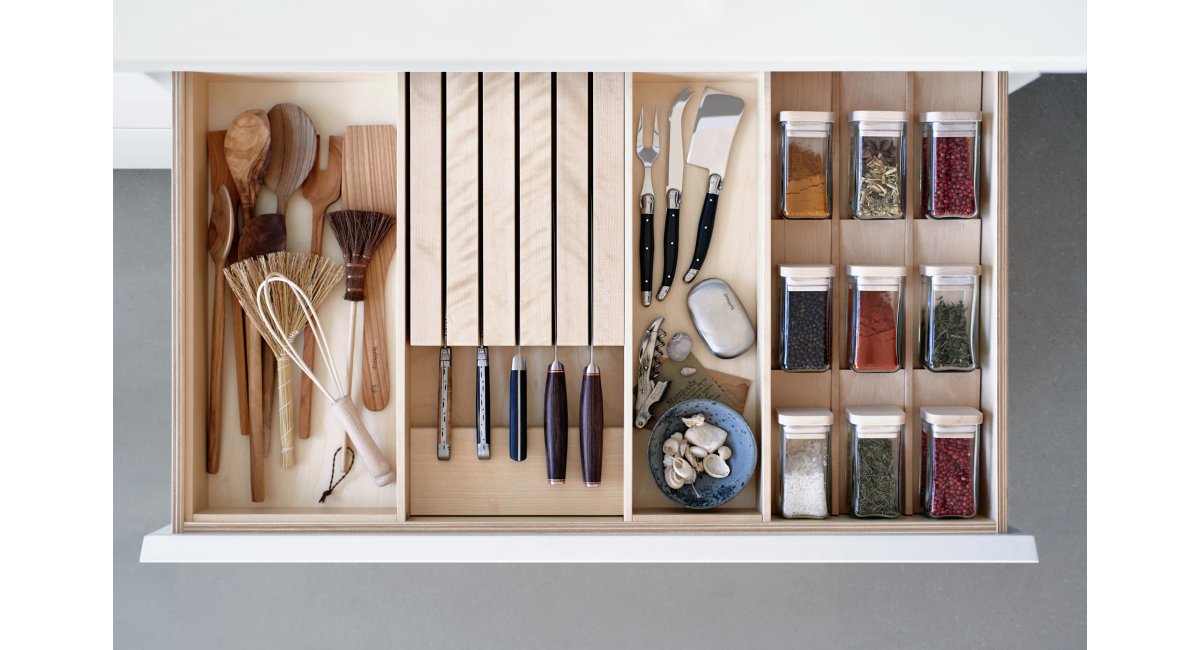 Bulthaup, Equipamiento interior b1