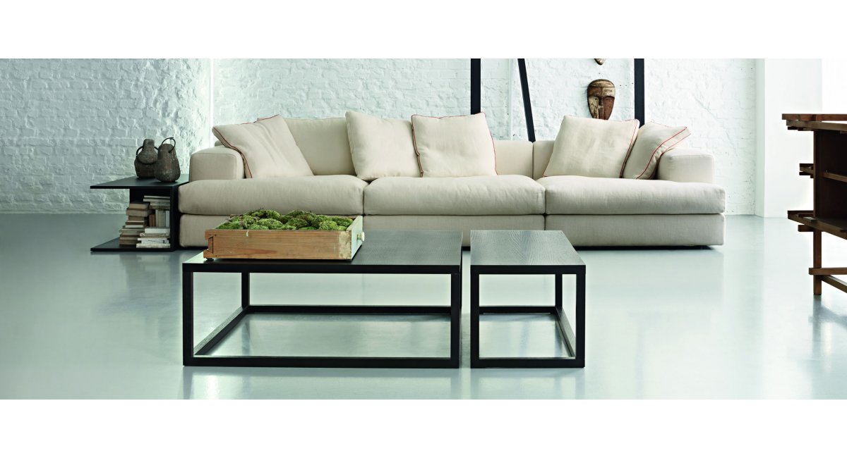 Cassina, 192-193 Miloe