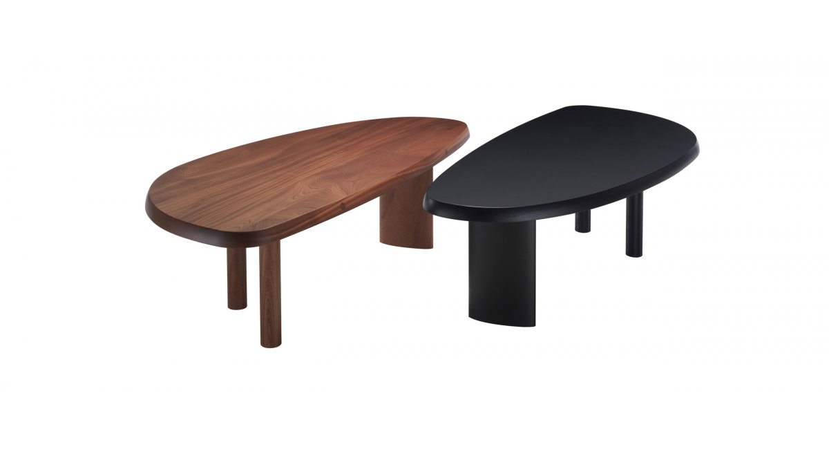 Cassina, 525 Table en Forme Libre