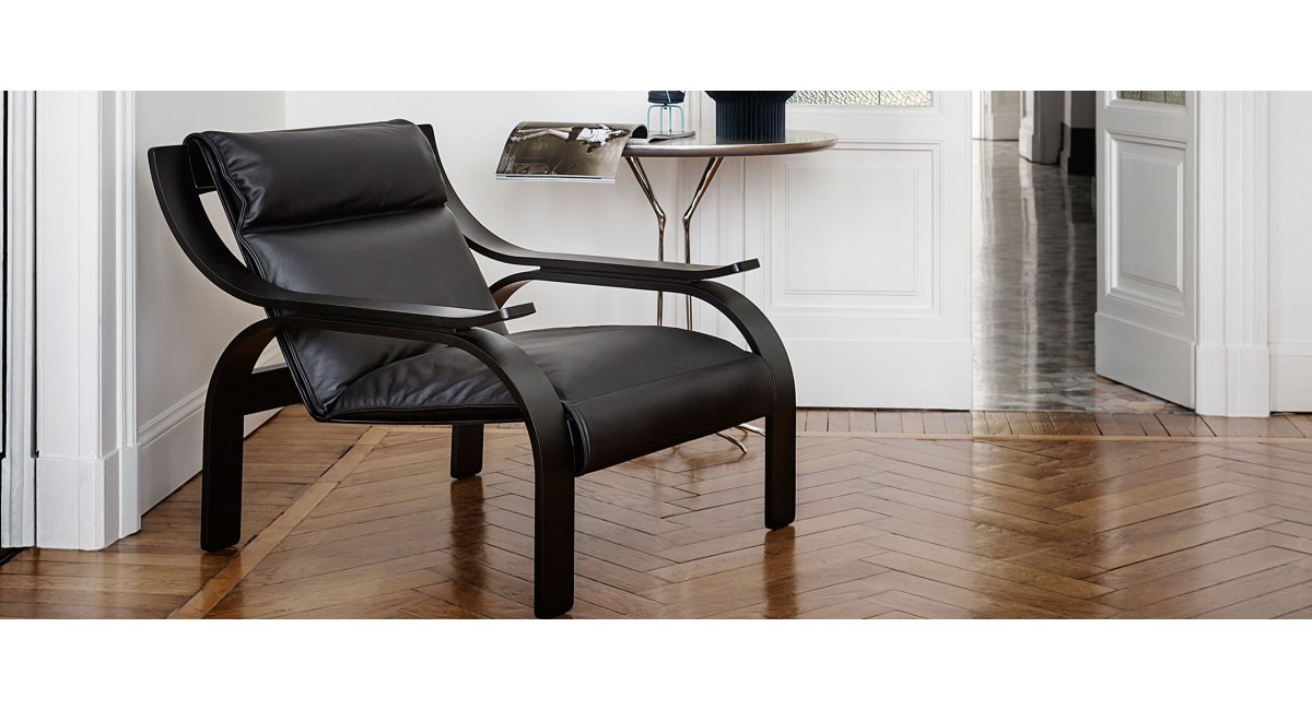 Cassina, 722 Woodline