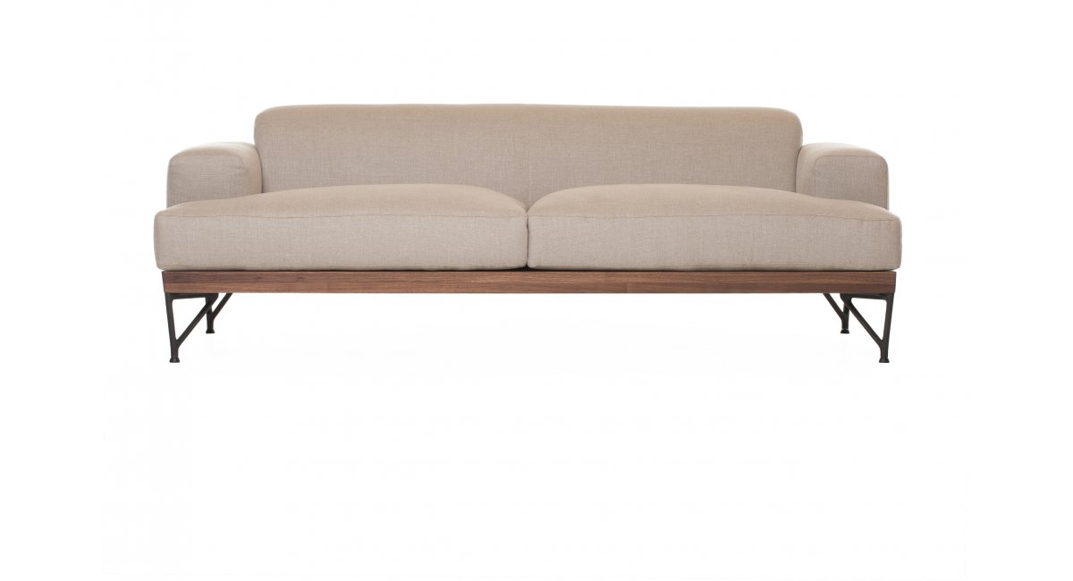 De La Espada, Armstrong Sofa