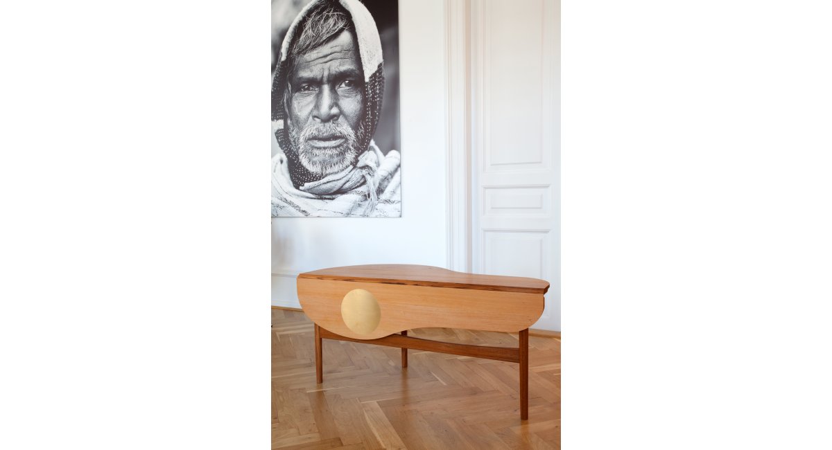 House of Finn Juhl, Butterfly table
