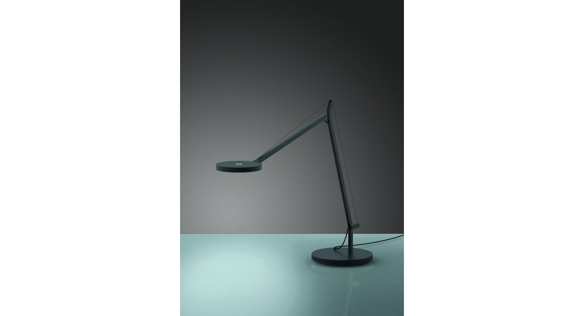 Artemide, Demetra table