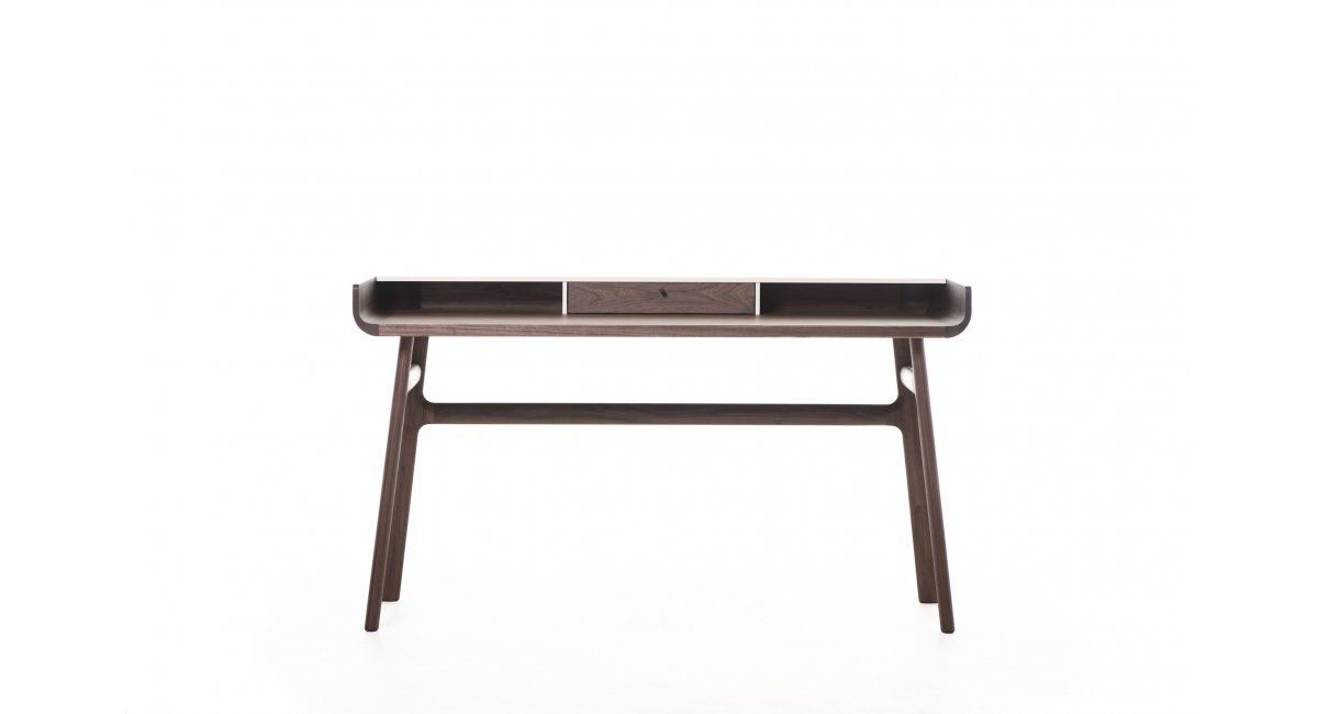 De La Espada, Harold Desk