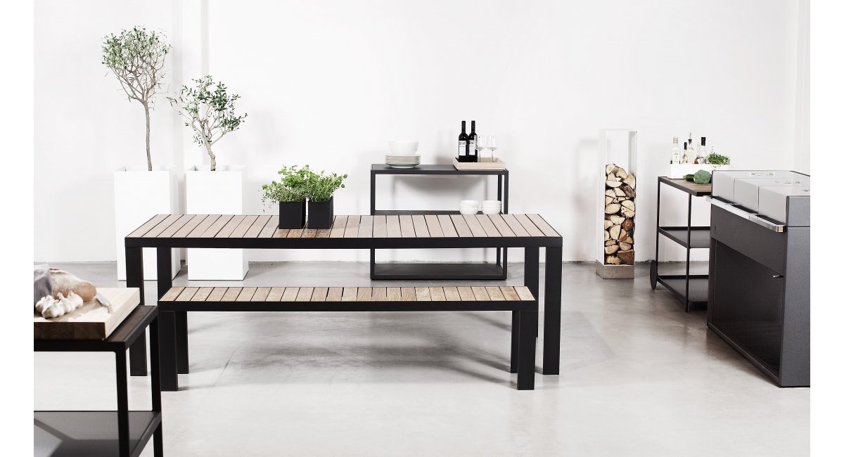 Roshults, Garden Dinner Table