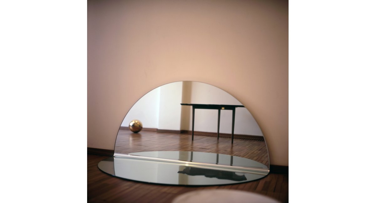 Michael Anastassiades, Half Moon