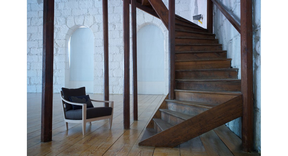 De La Espada, Low lounge Chair