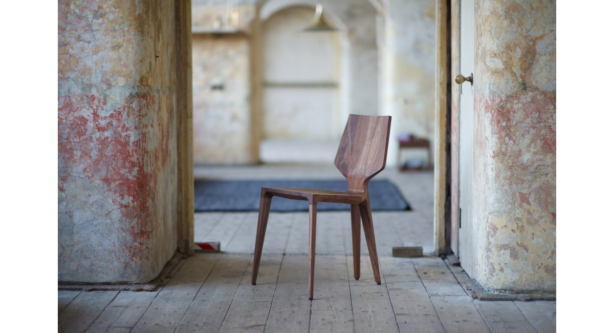 De La Espada, Mary's Chair