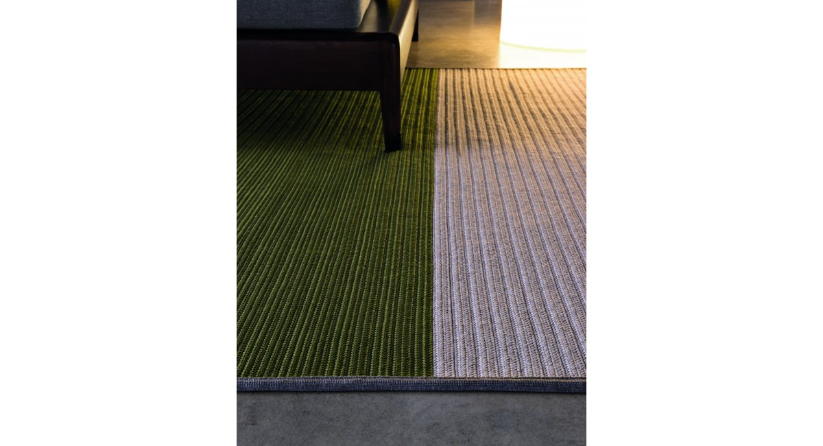 Minotti, Tricot Flag