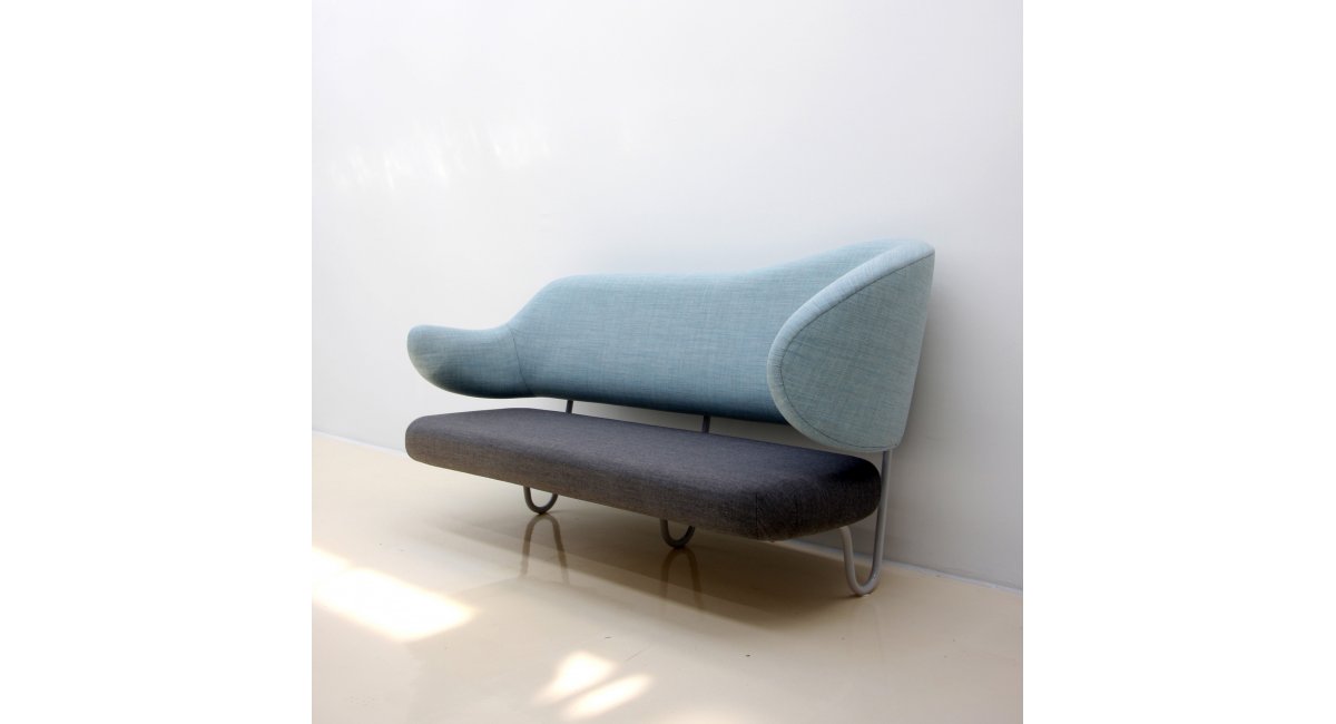 House of Finn Juhl, Wall sofa