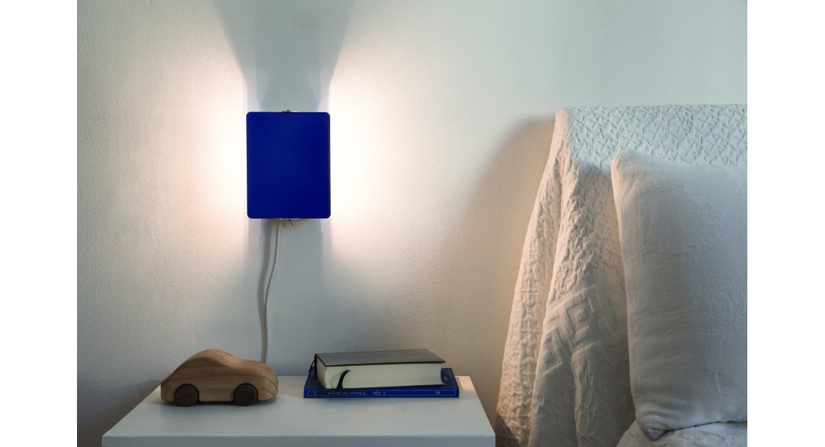 Nemo, Applique a volet pivotant