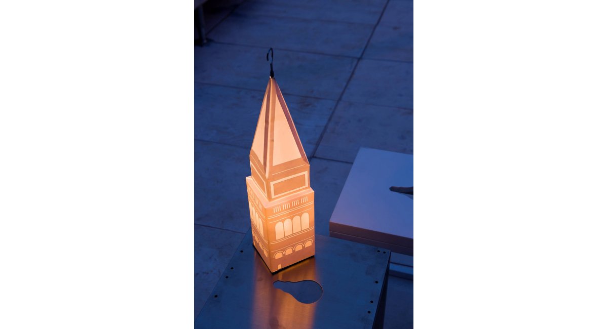 Viabizzuno, Campanili di luce