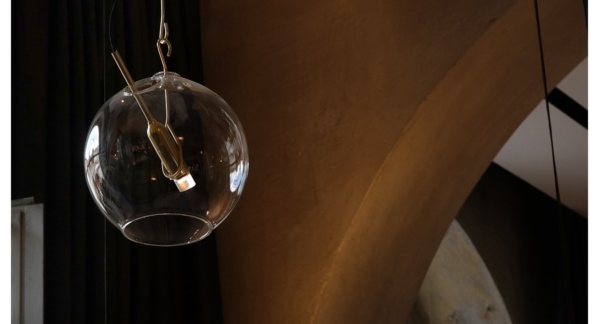 Viabizzuno, Sul Sole Va