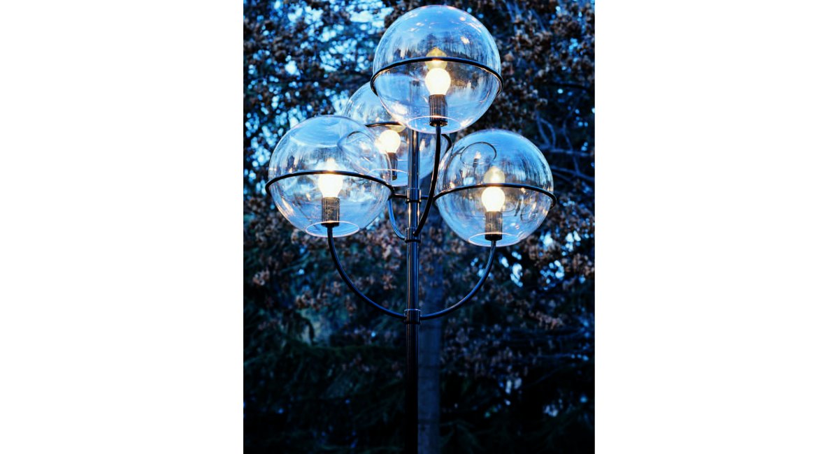 Oluce, lyndon_350_350M