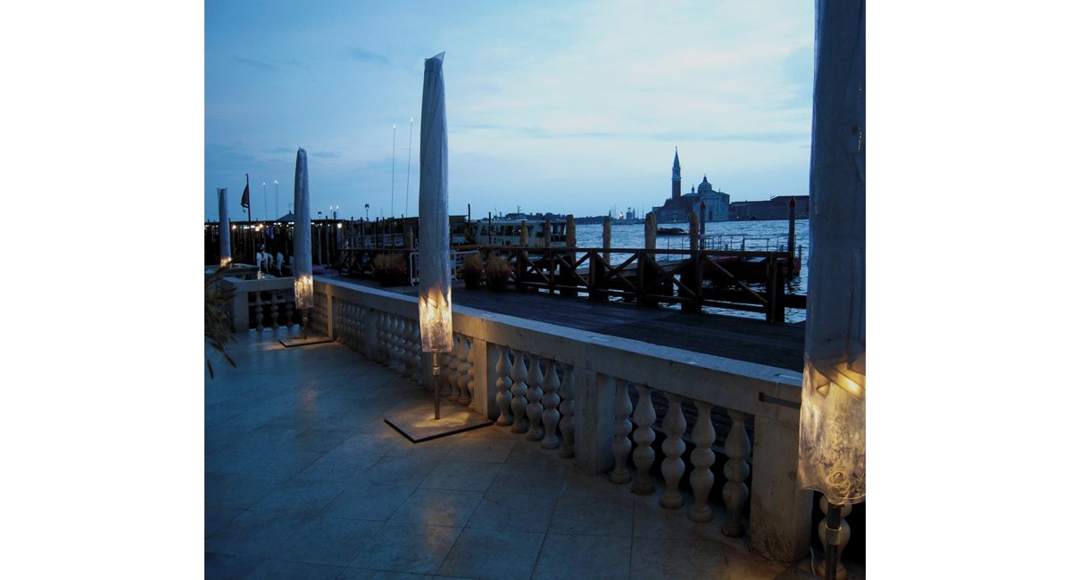 Viabizzuno, Ombrella