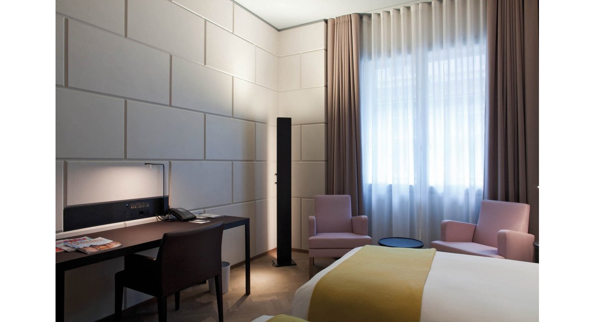 Viabizzuno, Roy terra