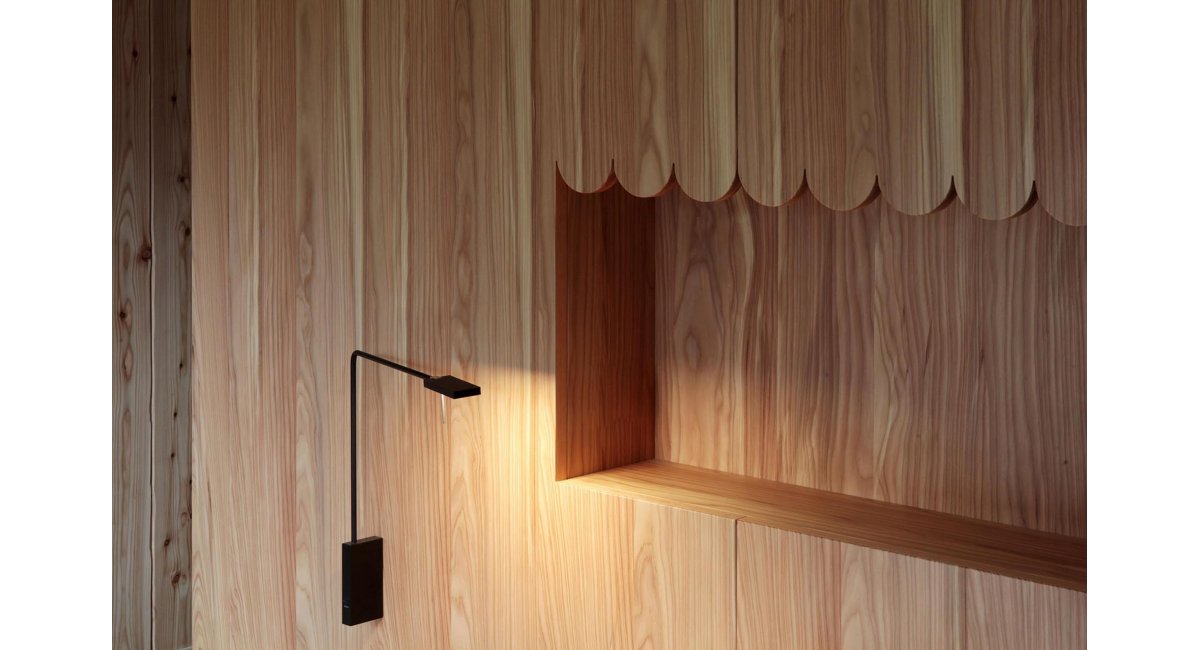 Viabizzuno, Roy parete