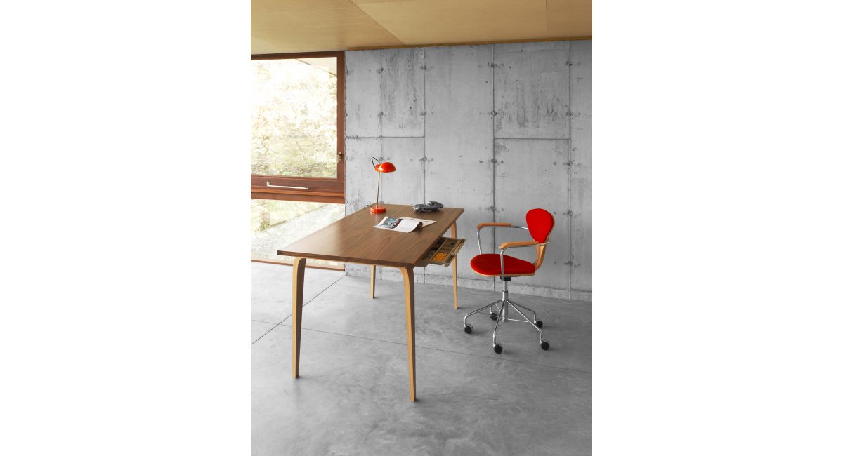 Cherner, Studio desk