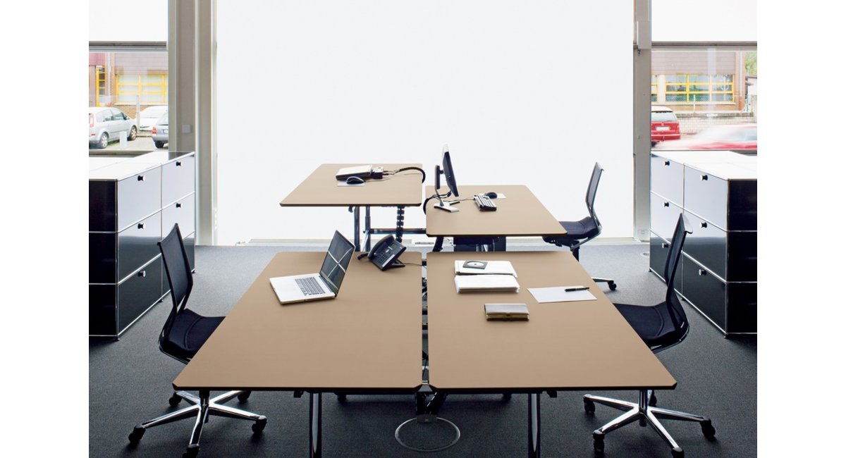 USM, USM Kitos table