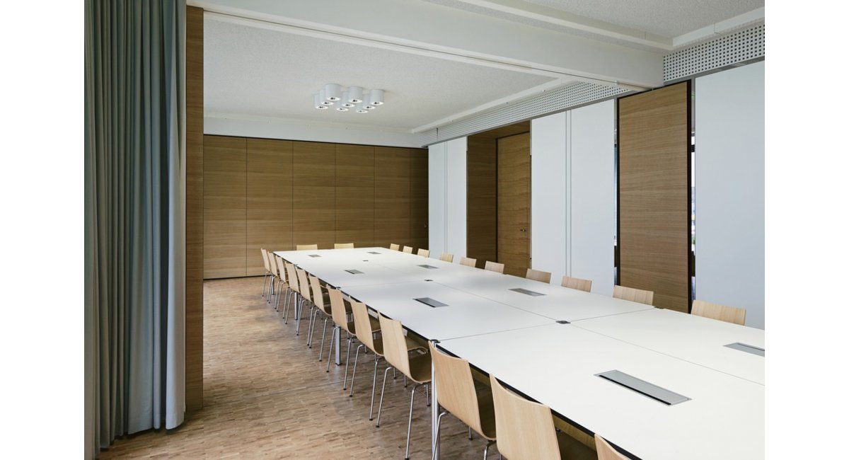 USM, USM Haller conference table