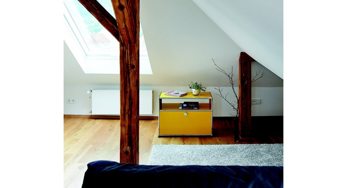 USM, USM Haller side table