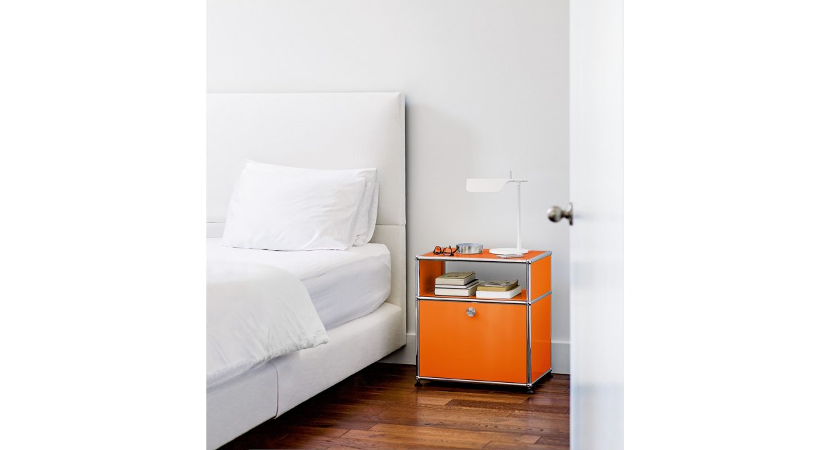 USM, USM Haller night table