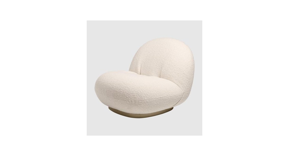 Pacha_Lounge Chair_ butaca_ Gubi_MINIM_base dorada