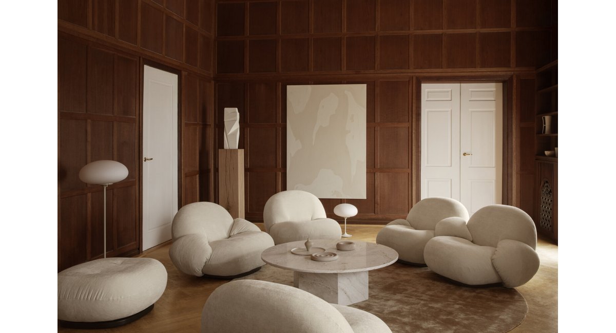 Pacha_Ottoman_reposapiés_base en negro_GUBI_MINIM_lifestyle salón