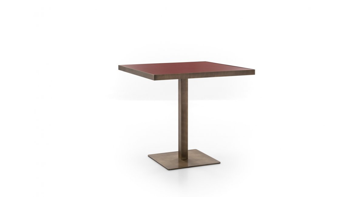 Pastis - mesa cuadrada - Gebrueder Thonet Vienna - MINIM