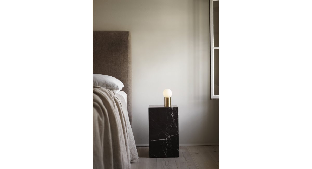 Plinth table - mesas Plith - MENU - MINIM - lifestyle 3