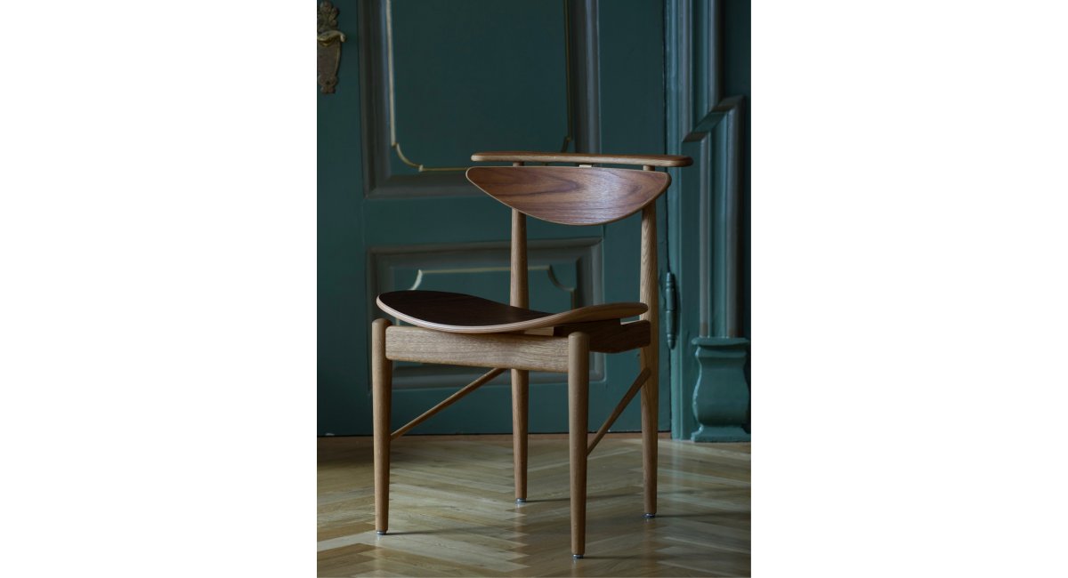 House of Finn Juhl, Reading chair
