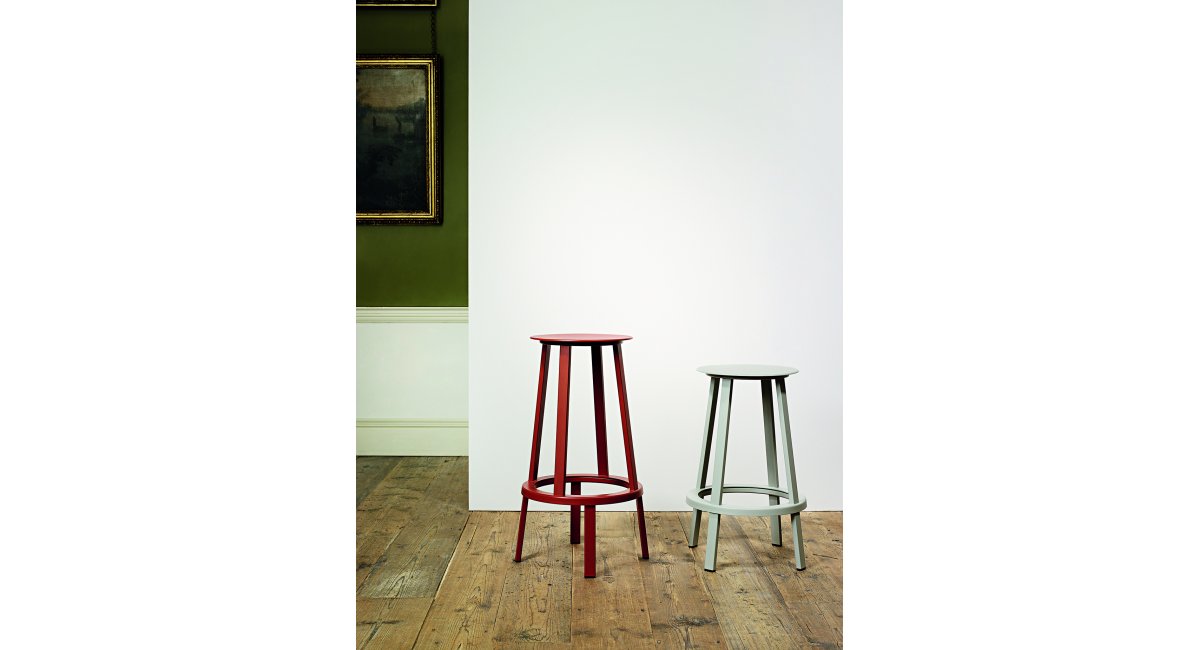 Hay, Revolver Stool
