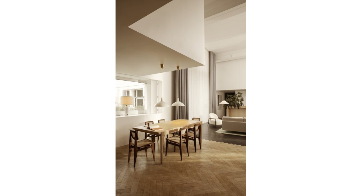 S-Table_DiningTable_Extendable_220x95_mesa extensible de nogal americano_mesa de comedor_Gubi_MINIM_lifestyle