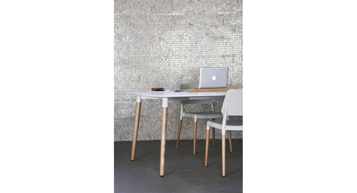 Santa&amp;Cole-BellochMesa-LagranjaDesign-2009-MINIMShowroom