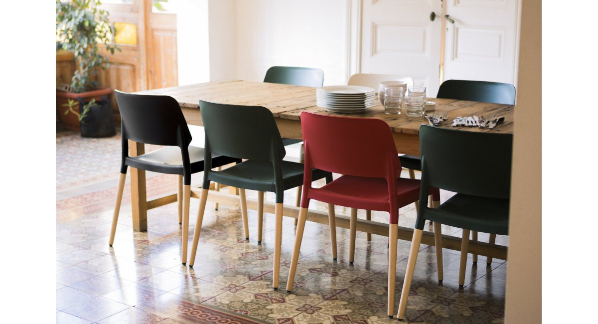 Santa&amp;Cole-BellochSilla-LagranjaDesign-2009-MINIMShowroom