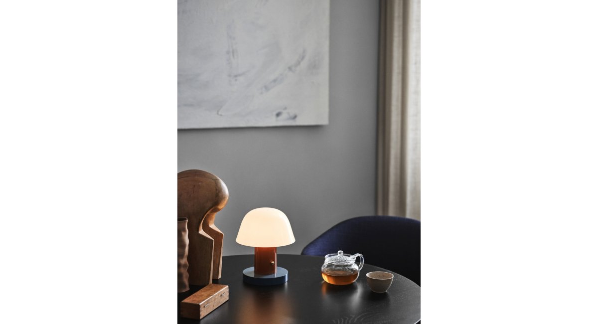 Setago JH27 _ lámpara de sobremesa - and tradition - MINIM - lifestyle comedor