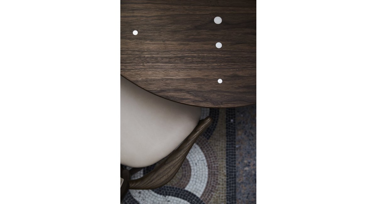 House of Finn Juhl, Silver Table