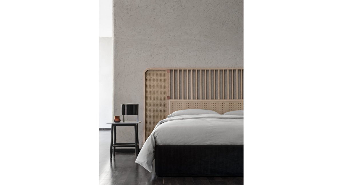 Single Curve - mesa - Gebrueder Thonet Vienna - MINIM - lifestyle dormitorio