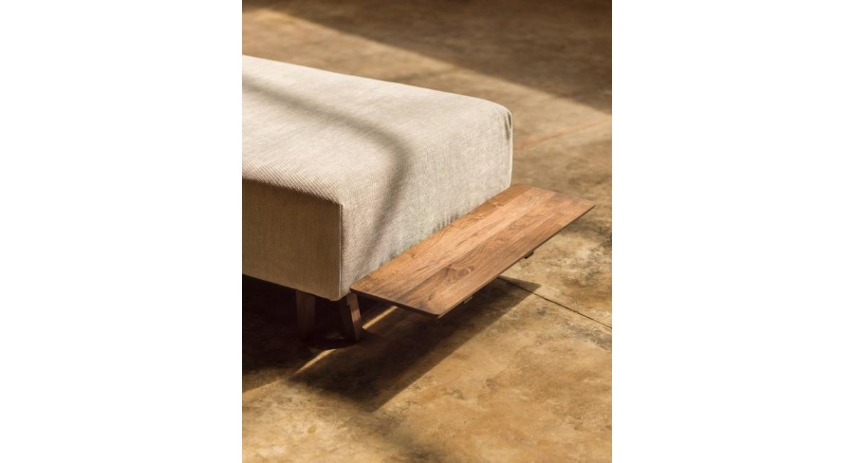 Sofa Eight Armless - Neri&amp;Hu - patas de nogal - sofá gris -mesita auxiliar -delaespada-MINIM - lifestyle