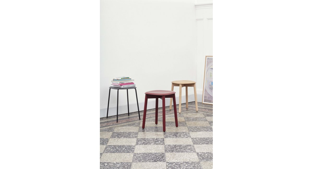 Soft Edge 70 Bar Stool Low_ HAY - MINIM - lifestyle