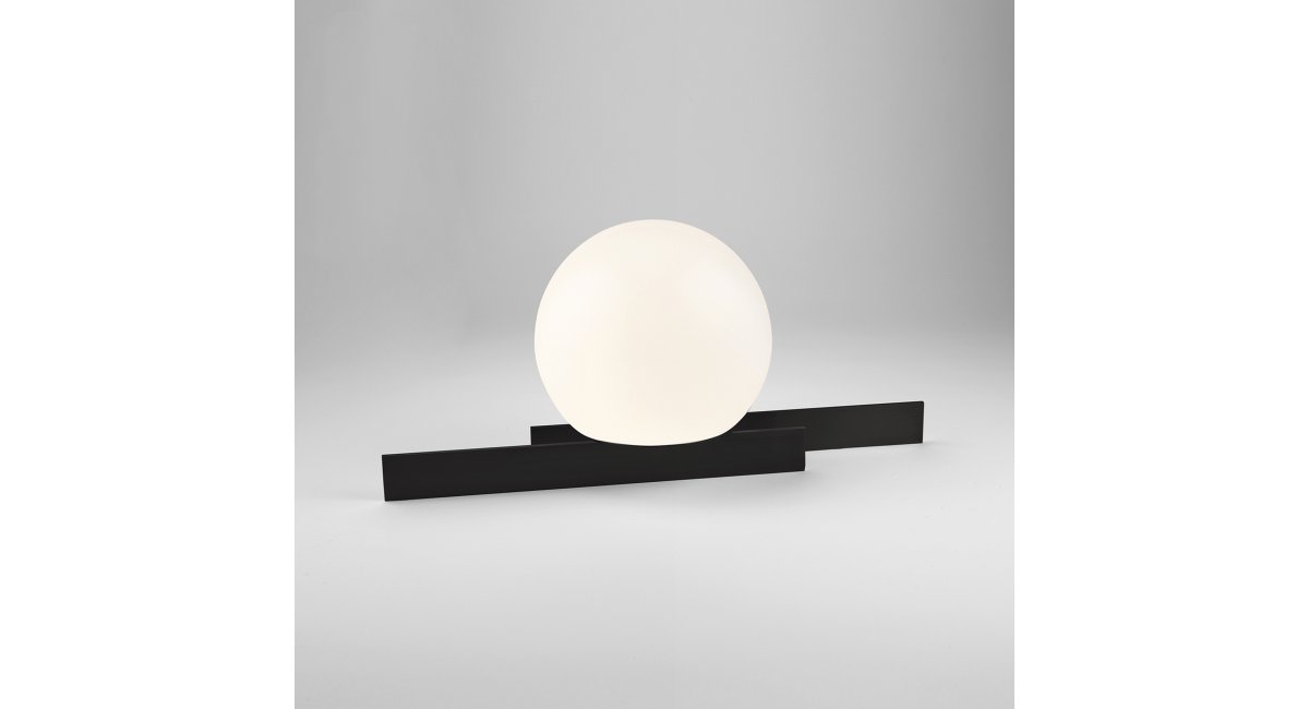 Michael Anastassiades, Somewhere in the middle