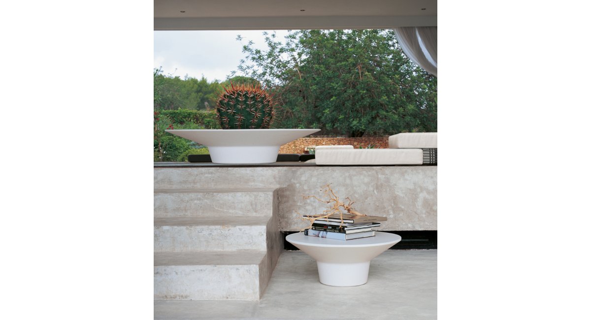 B&amp;B Italia, Springtime