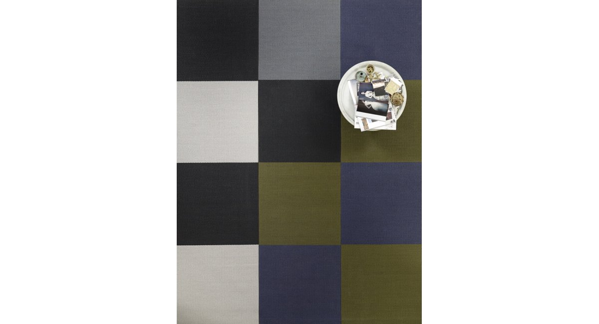 Woodnotes, Squareplay