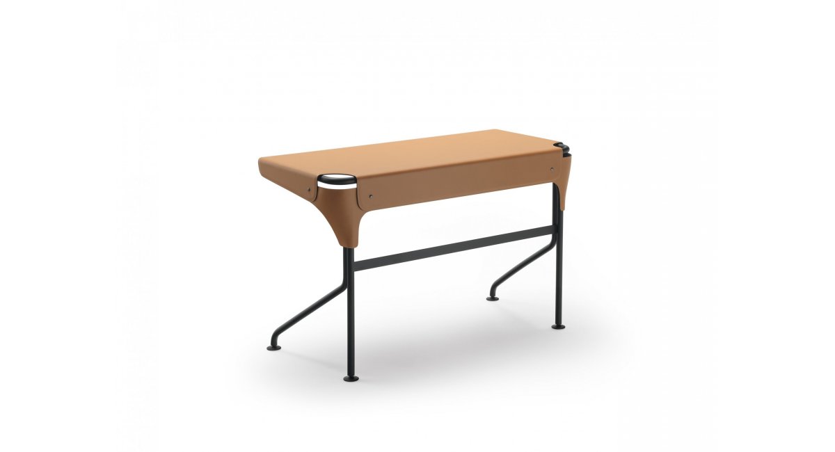 TUCANO_Monica Foster_Zanotta-2020_MINIM-escritorio