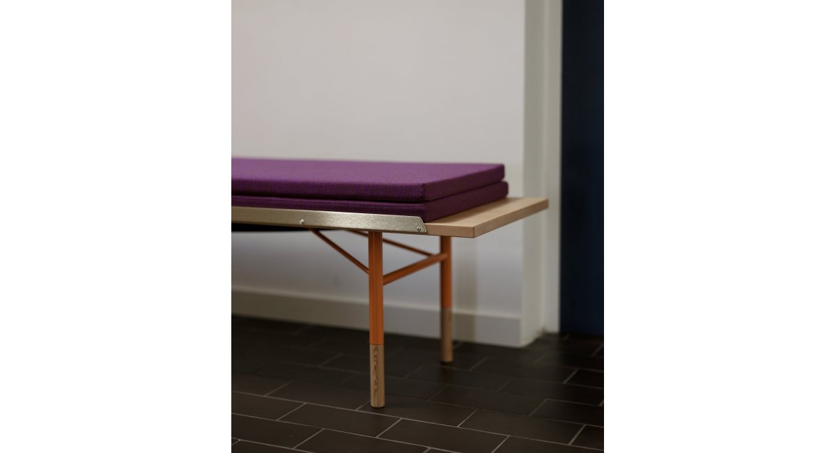 House of Finn Juhl, Bench