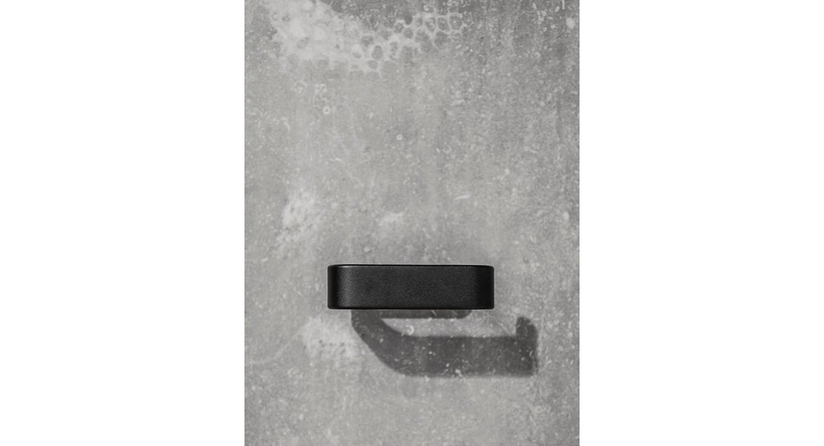 Toilet roll holder - porta rollos de papel - color negro - MENU - MINIM - composición