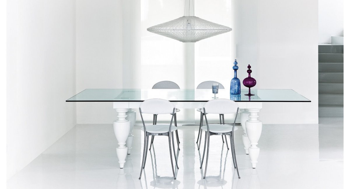 Tonietta - Zanotta - Enzo Mari - MINIM -silla varios colores-color blanco_lifestyle cocina